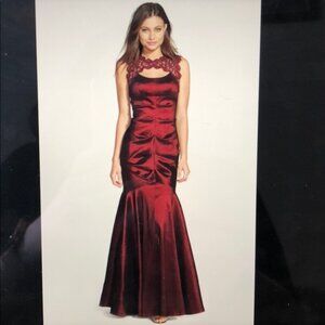 Maroon Mermaid Style Gown - Prom/Formal Dress, Size 4